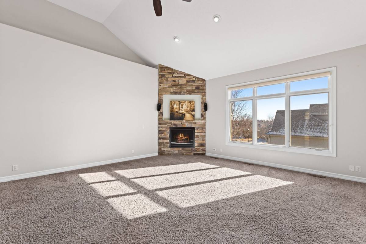 House for rent at 17055 Corby St, Omaha, NE 68116