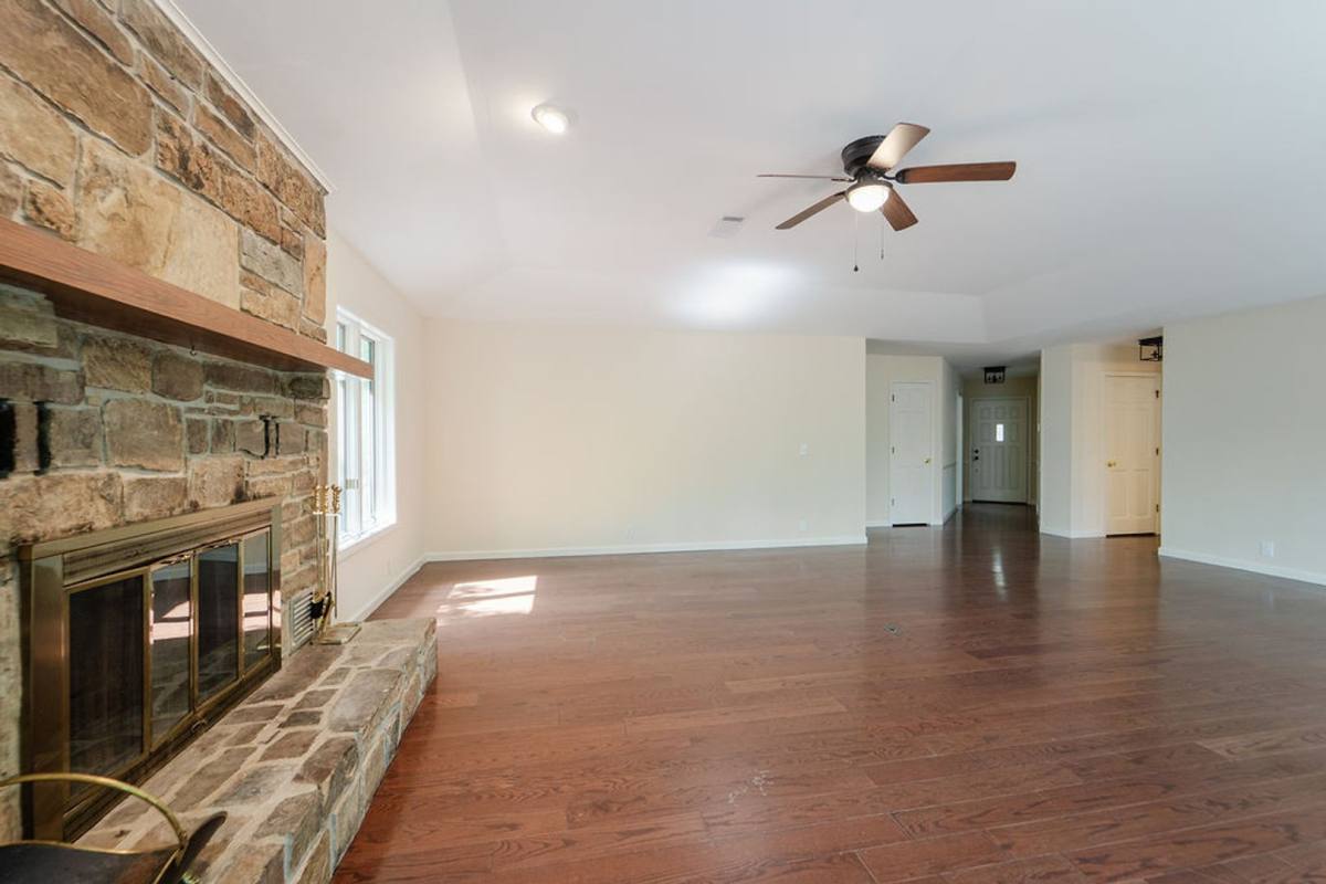 House for rent at 4 Lopez Circle, Hot Springs Village, AR 71909