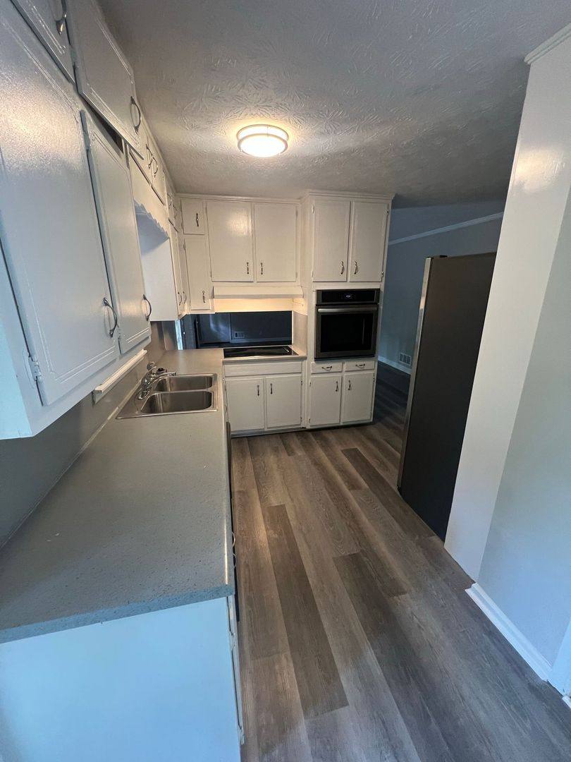 House for rent at 2567 Kings Way, Lawrenceville, GA 30044