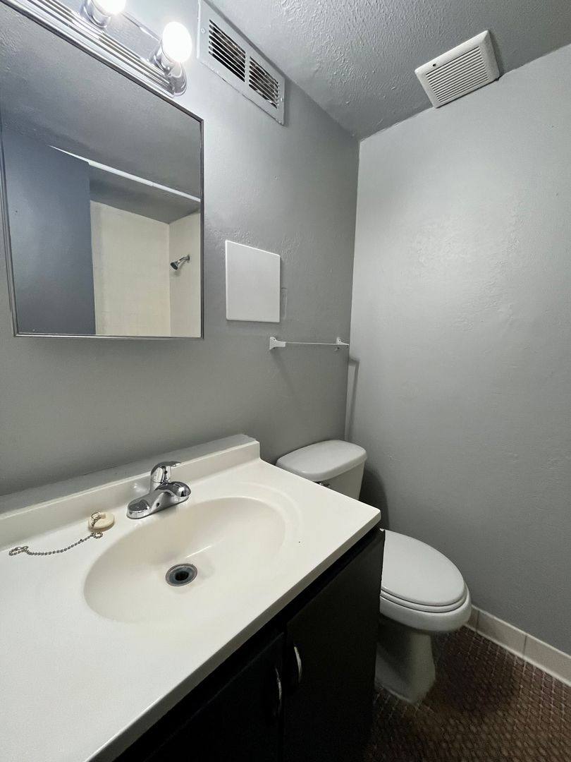 Apartment for rent at 2211 Jones St, Omaha, NE 68102