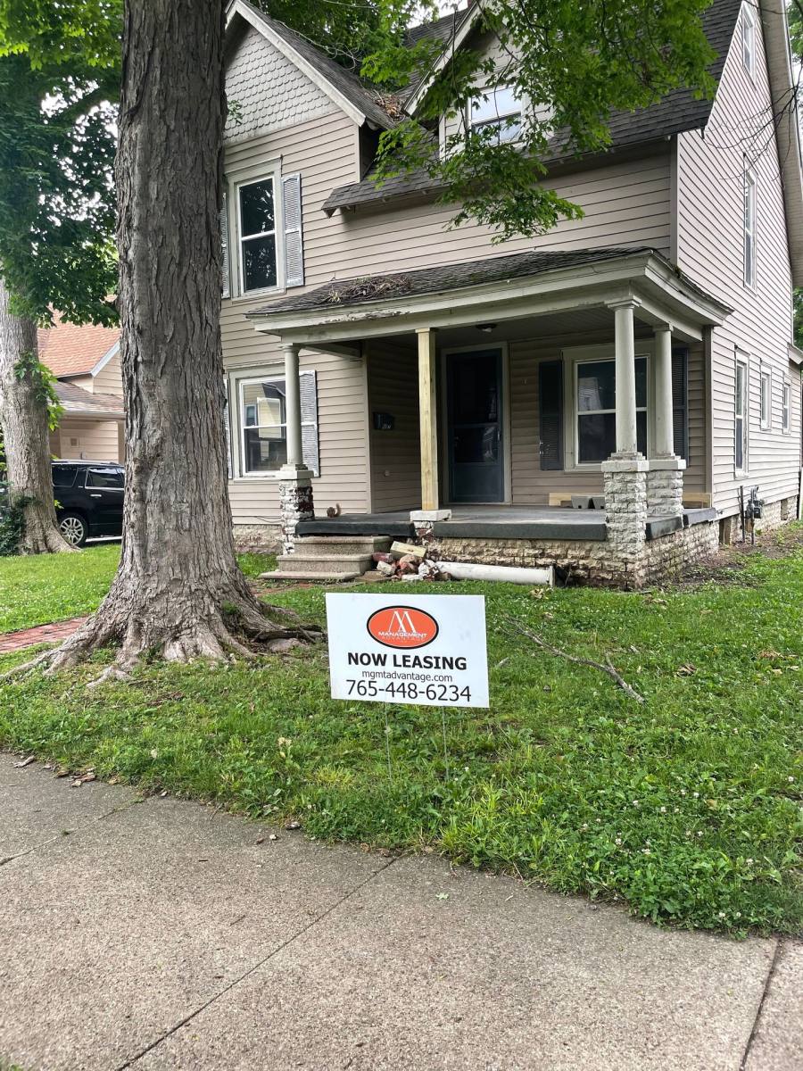 Apartment for rent at 912 W Pike St, Crawfordsville, IN 47933