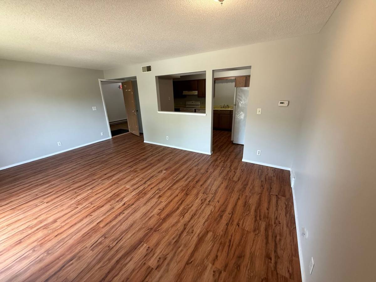 Apartment for rent at 3417 W Baskin Ridge Court, Peoria, IL 61604