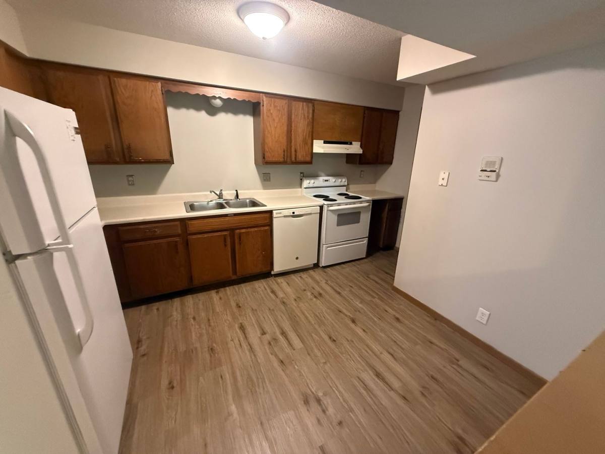 Apartment for rent at 3417 W Baskin Ridge Court, Peoria, IL 61604