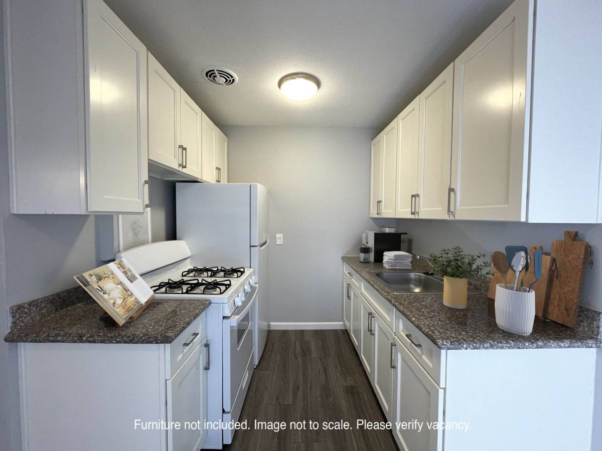 Apartment for rent at 5324 Holiday Dr, Stockton, CA 95207