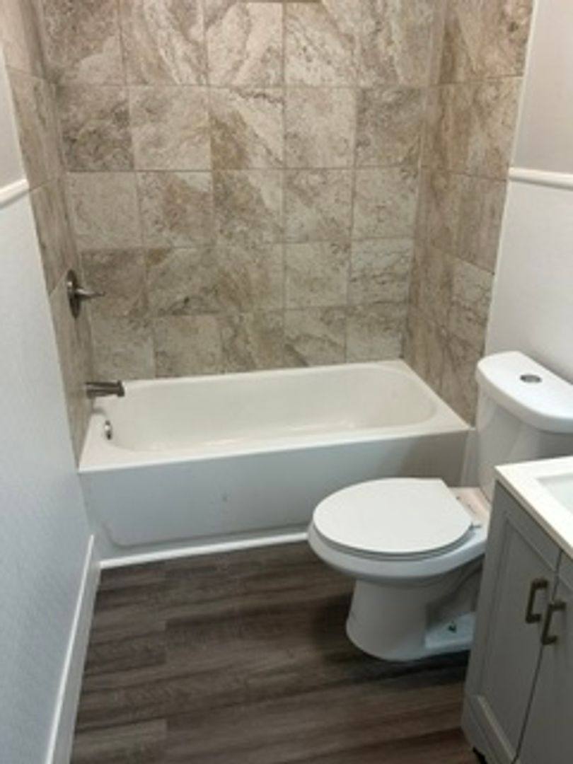 Apartment for rent at 923 Sunset Ave, Dallas, TX 75208