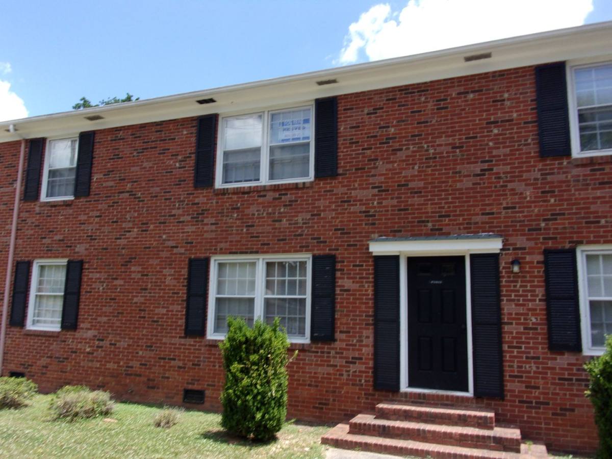 Apartment for rent at 417 Plantation Rd, Lancaster, SC 29720