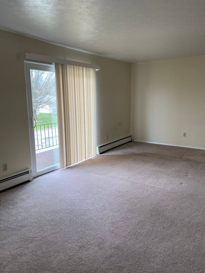 Apartment for rent at 7125 Locust Ave, Youngstown, OH 44512