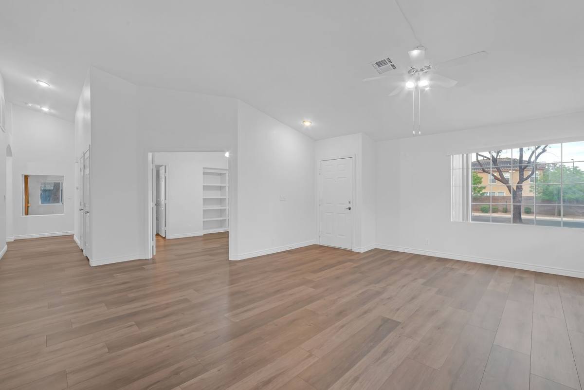 House for rent at 164 Cloudcrest Dr, Henderson, NV 89015