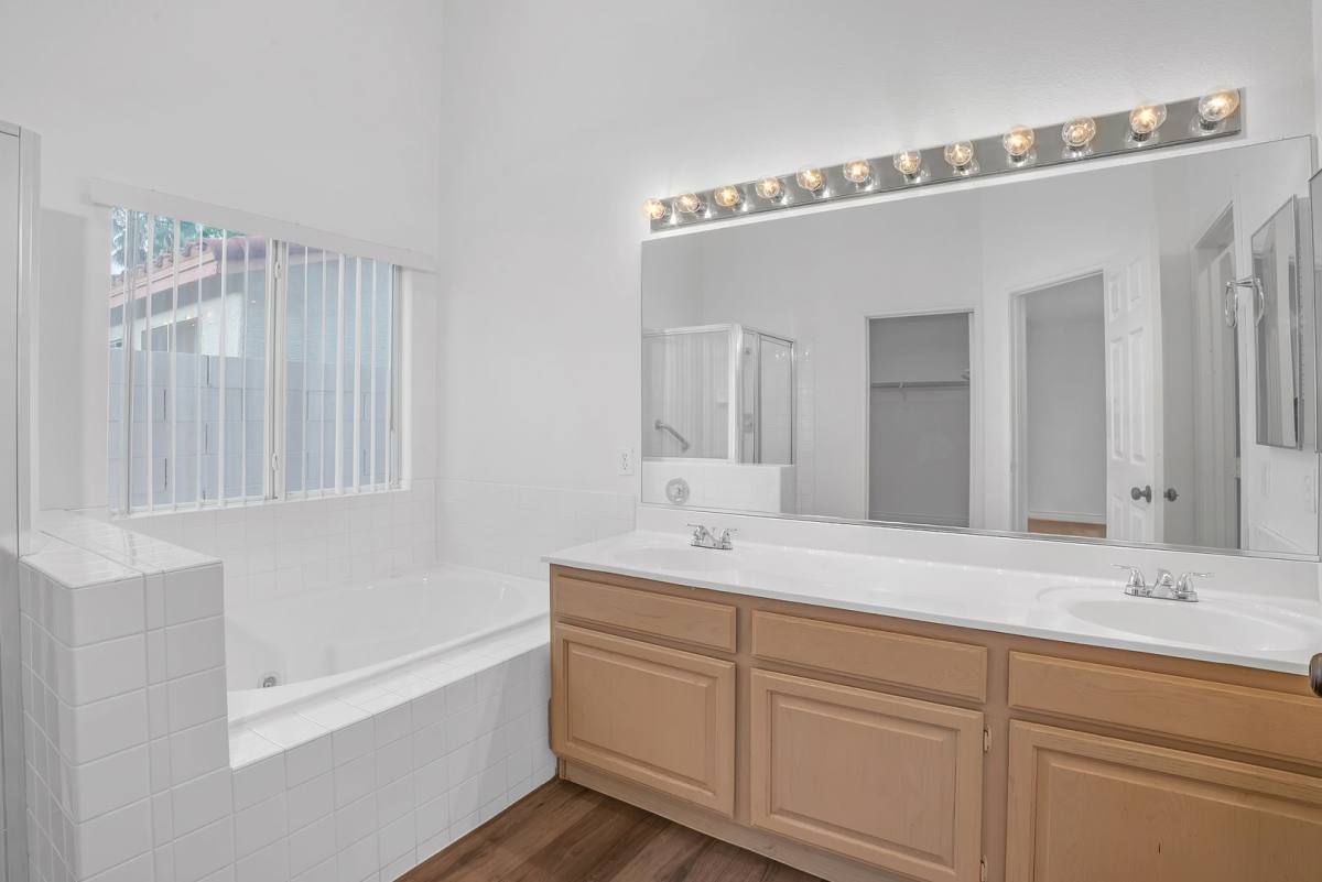 House for rent at 164 Cloudcrest Dr, Henderson, NV 89015