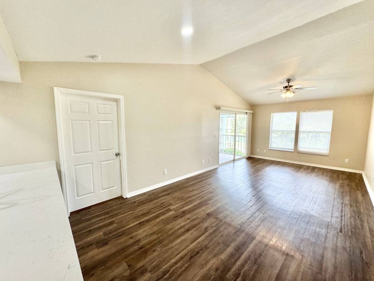 Condo for rent at 1440 Wildwood Lakes Blvd, Naples, FL 34104