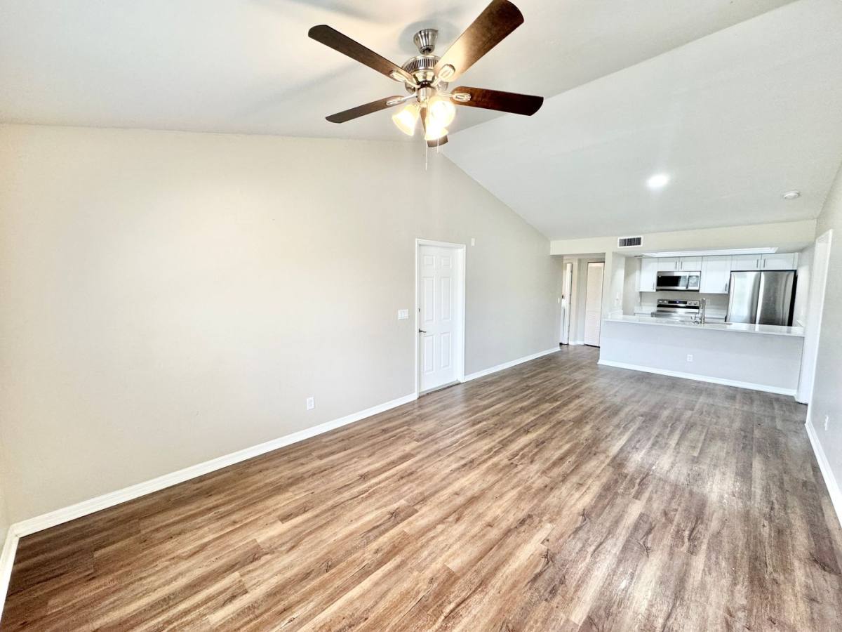 Condo for rent at 1440 Wildwood Lakes Blvd, Naples, FL 34104