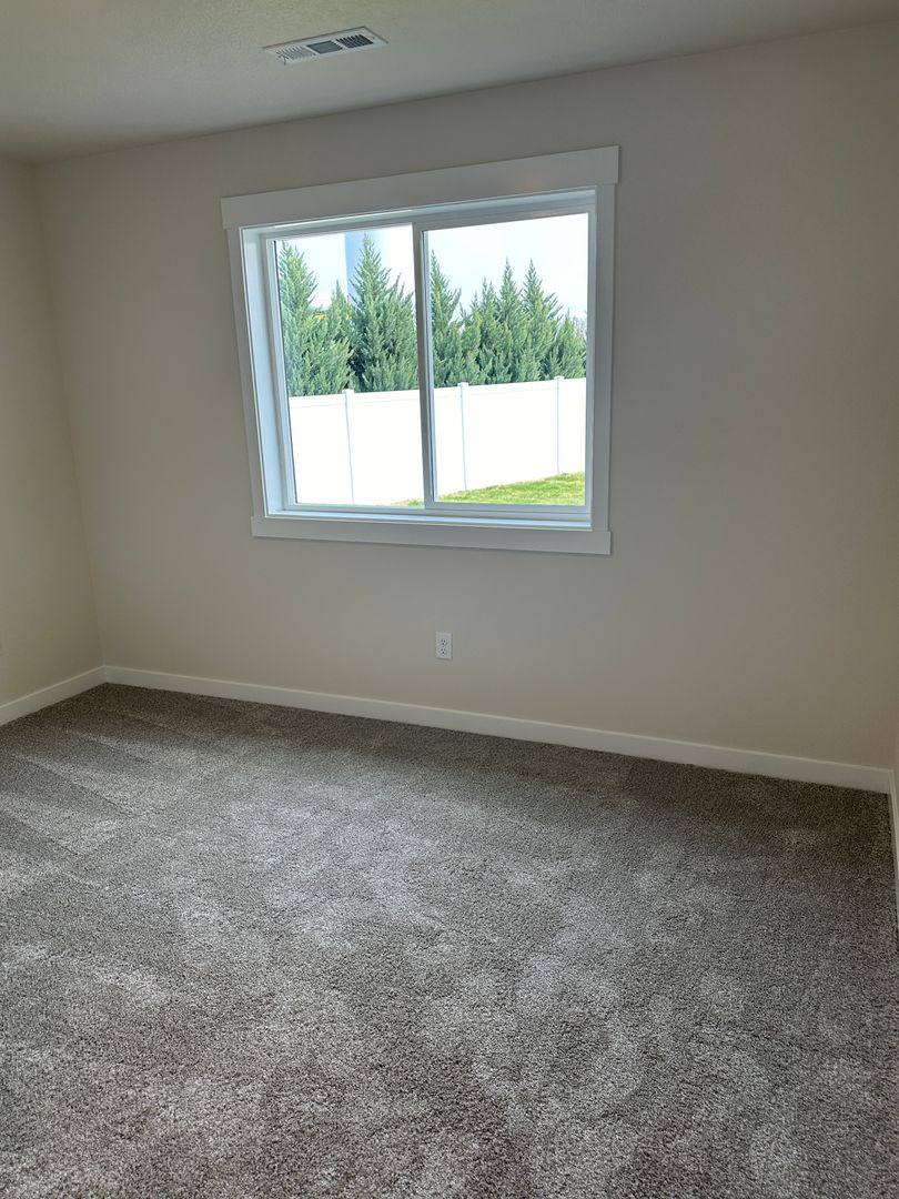 House for rent at 3305 Crabapple Court, Moses Lake, WA 98837