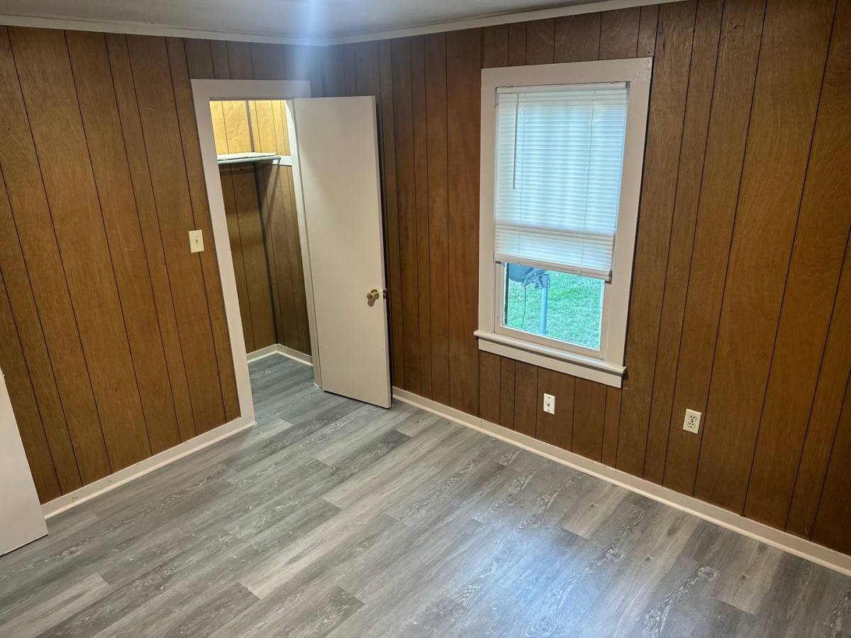 House for rent at 224 E Velma Ave, Springdale, AR 72764