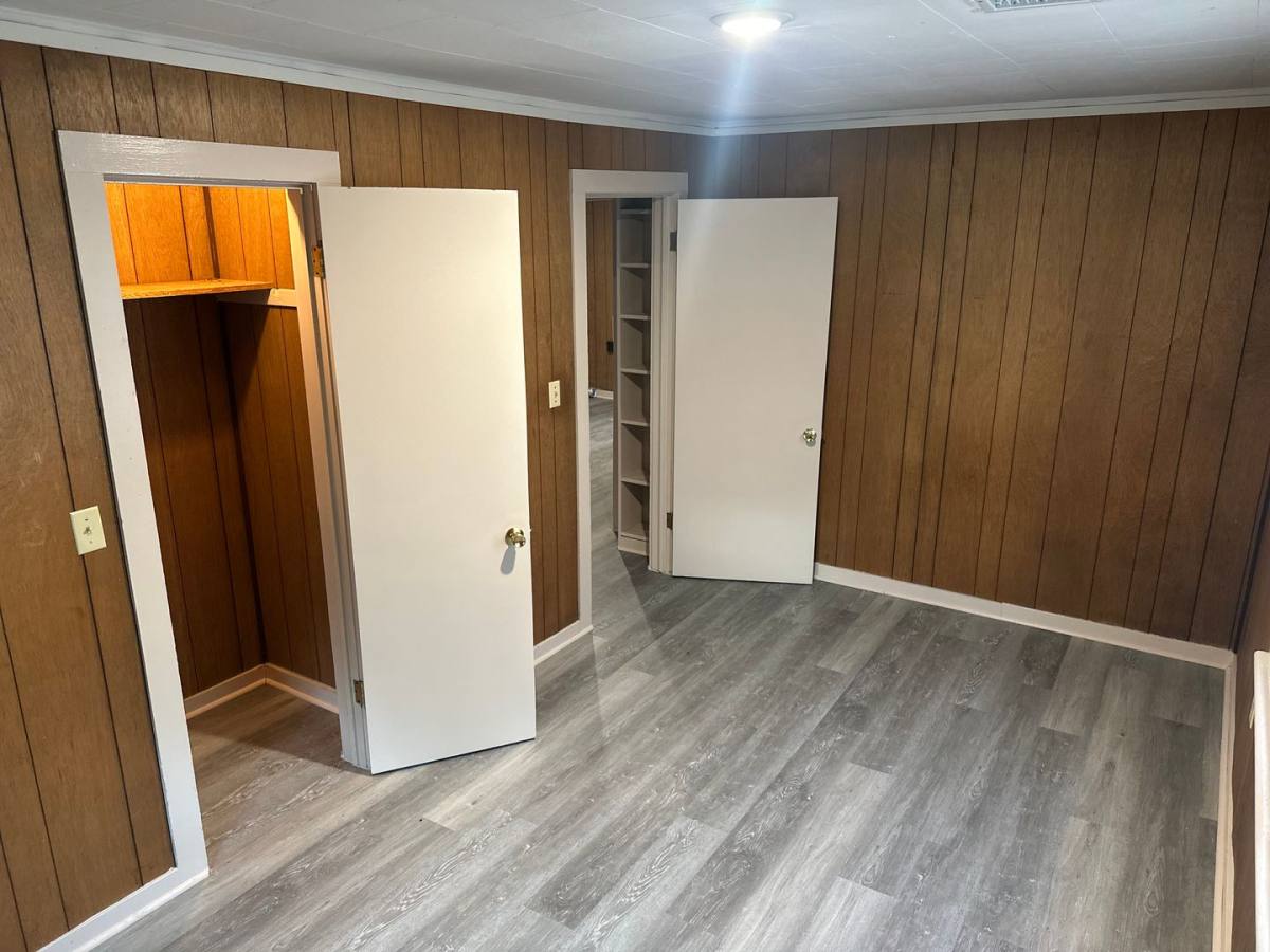 House for rent at 224 E Velma Ave, Springdale, AR 72764