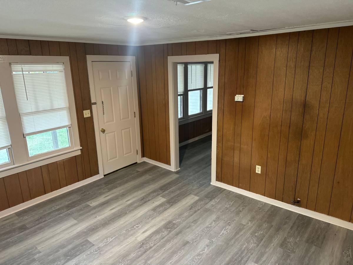 House for rent at 224 E Velma Ave, Springdale, AR 72764