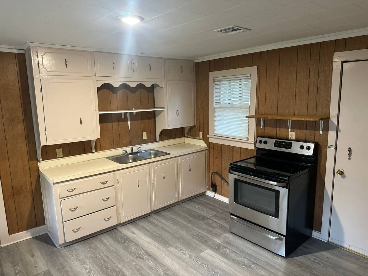 House for rent at 224 E Velma Ave, Springdale, AR 72764
