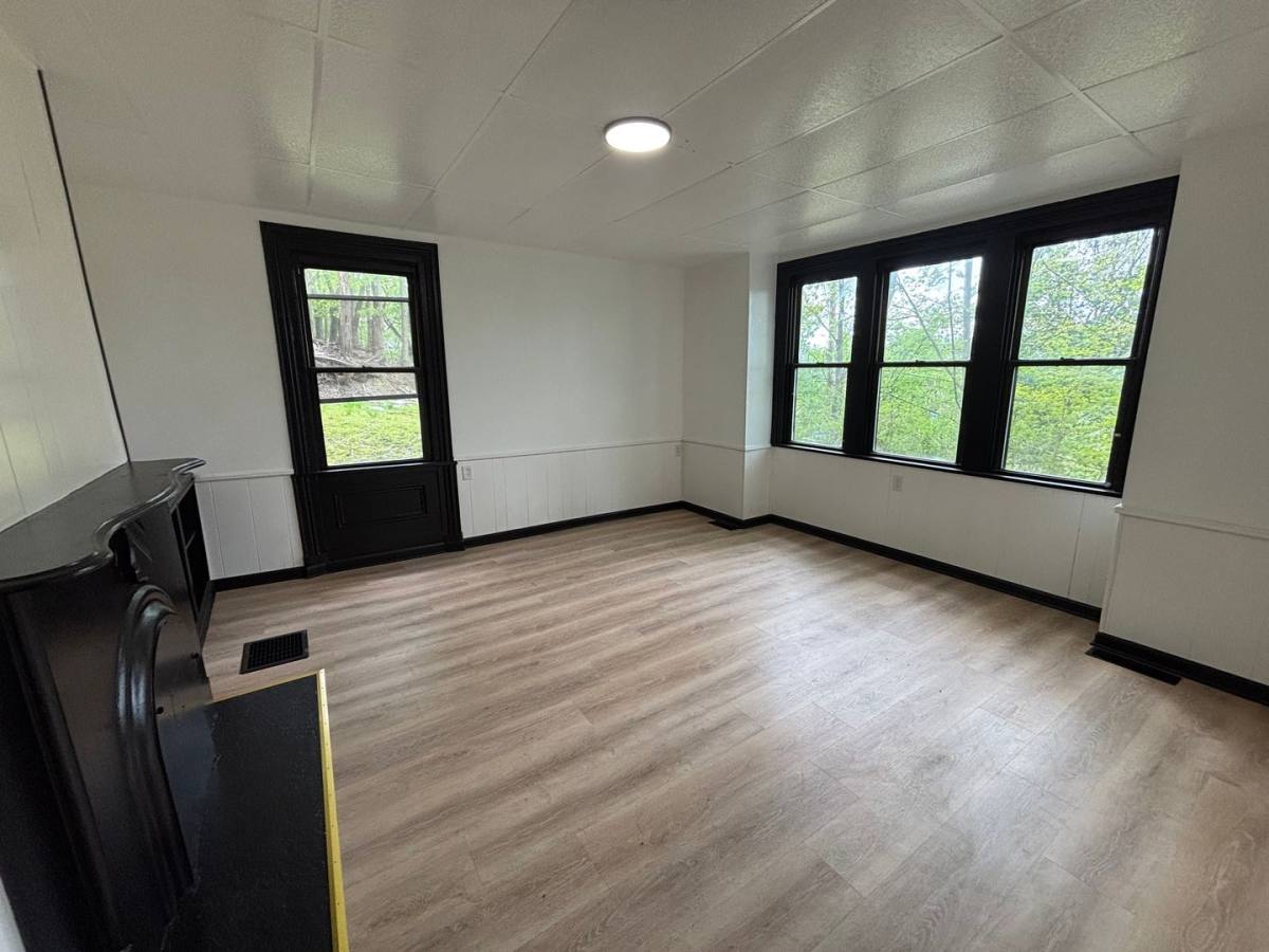 House for rent at 2470 Sunset Ave, Pittsburgh, PA 15212