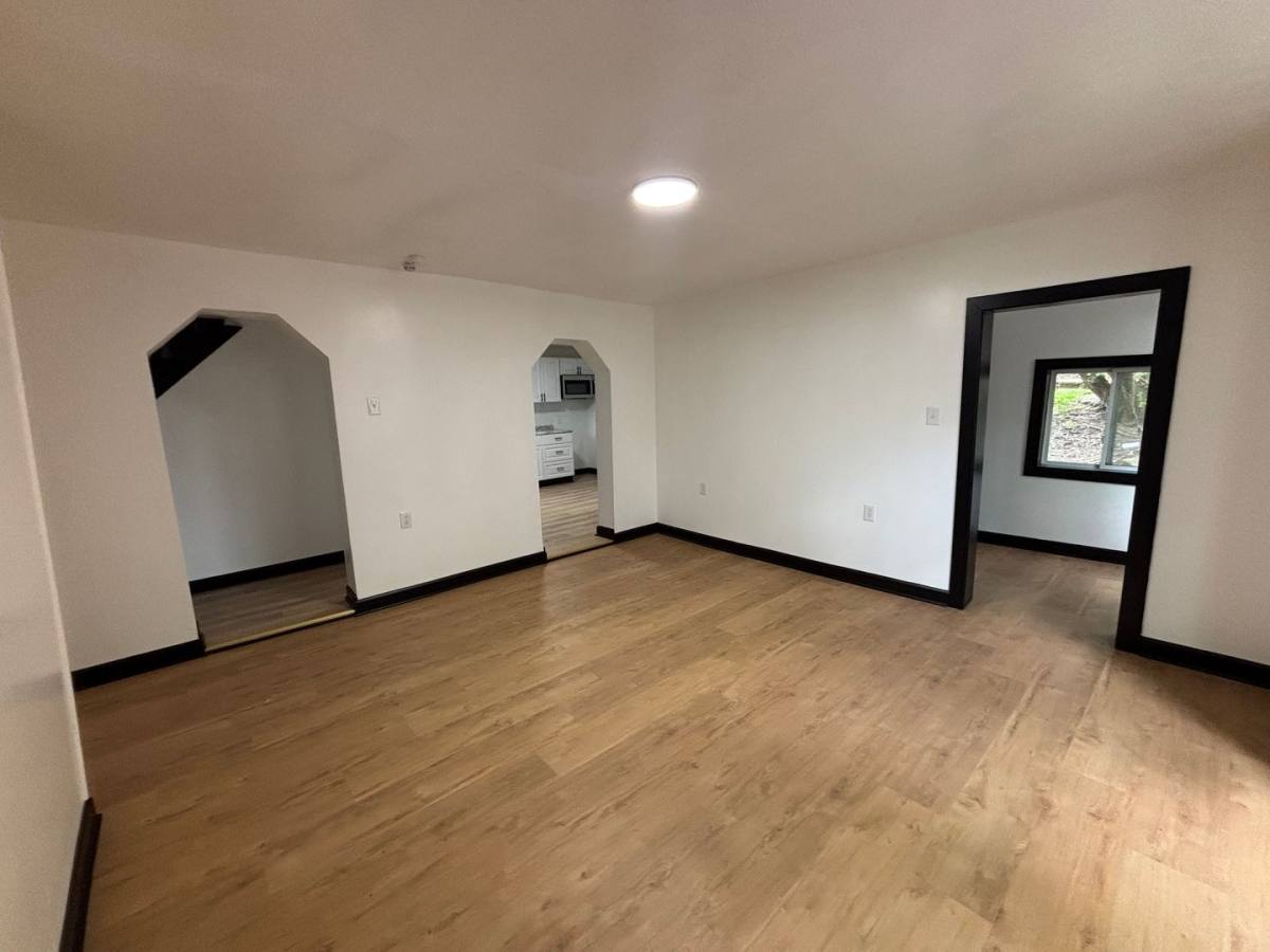 House for rent at 2470 Sunset Ave, Pittsburgh, PA 15212