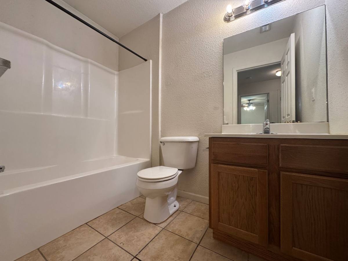 Apartment for rent at 16831 Hunters Ridge, Saint Robert, MO 65584