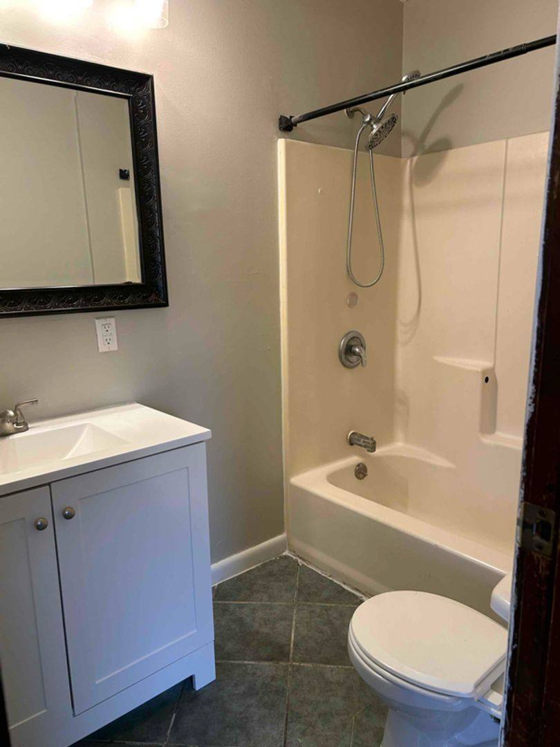 Apartment for rent at 513-515 Utica St, Fulton, NY 13069