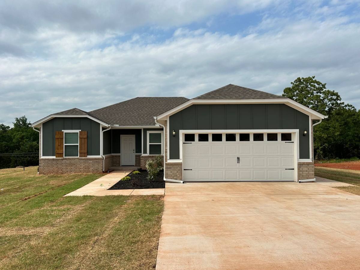 House for rent at 17980 Lantana Loop, Newalla, OK 74857