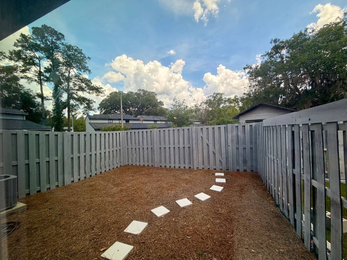 Townhouse for rent at 4356 SW 21st Lane, Gainesville, FL 32607