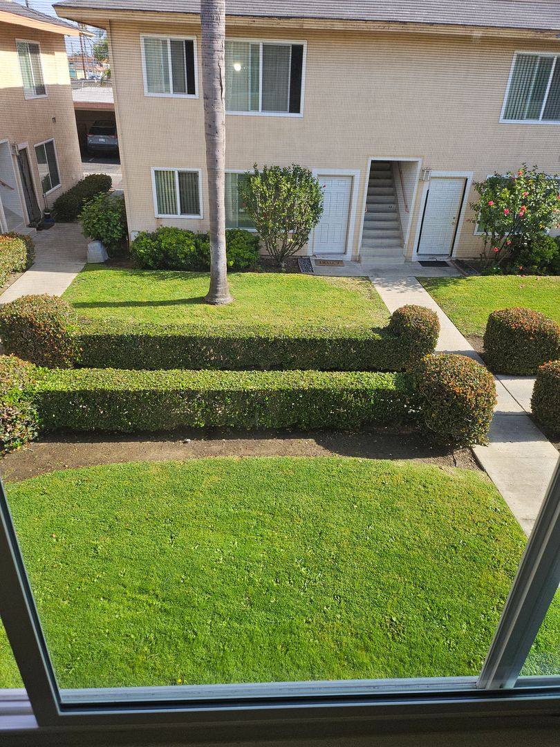Apartment for rent at 21740 Figueroa St, Carson, CA 90745