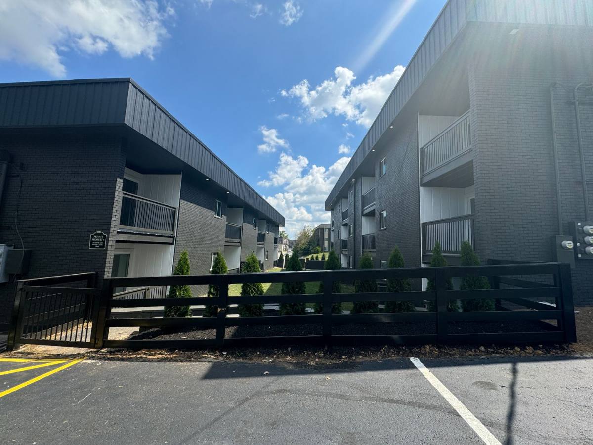Apartment for rent at 201 Lakeshore Dr, Lexington, KY 40502