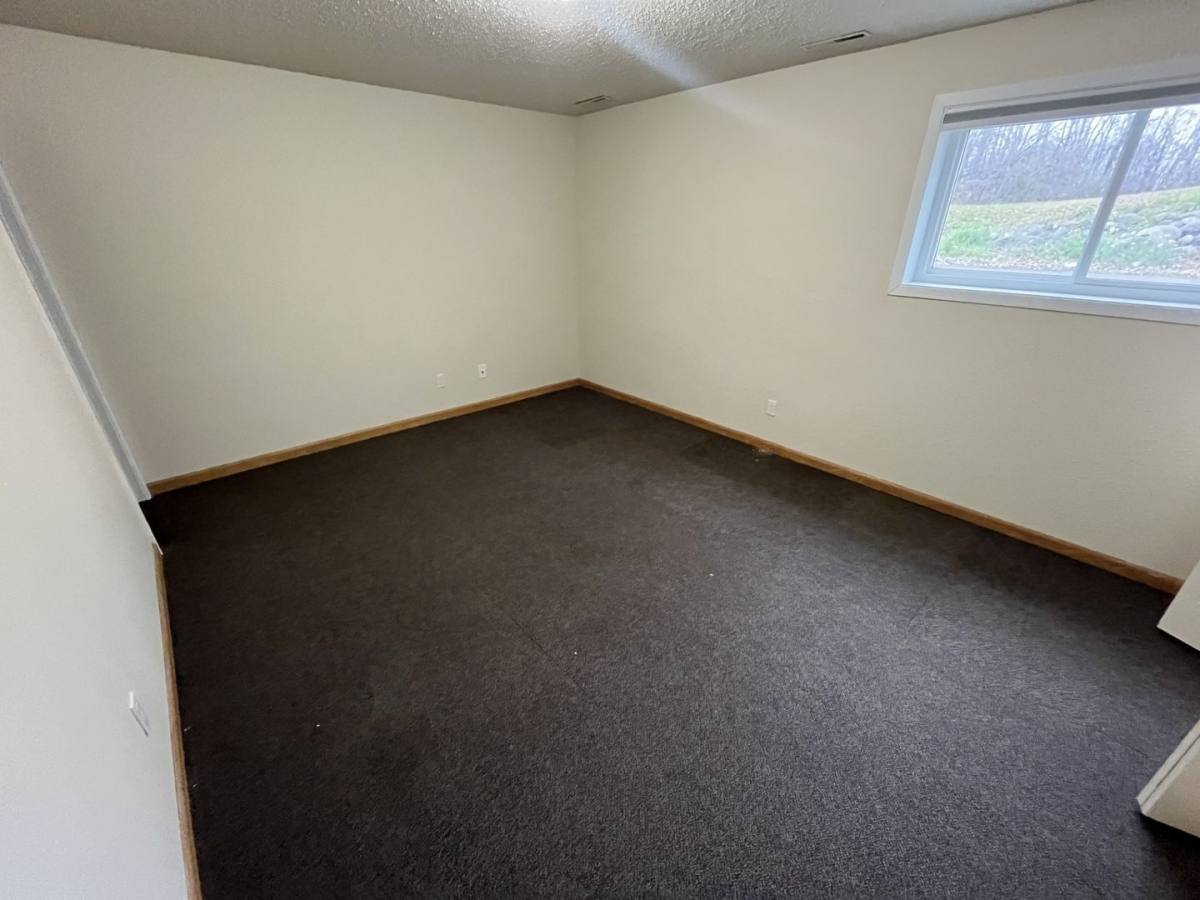 Apartment for rent at 825 Partridge St #114, Duluth, MN 55811