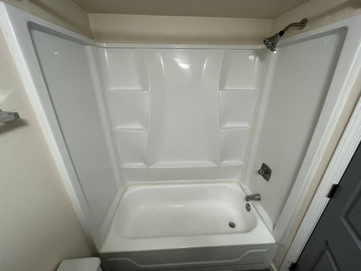 Apartment for rent at 825 Partridge St #114, Duluth, MN 55811