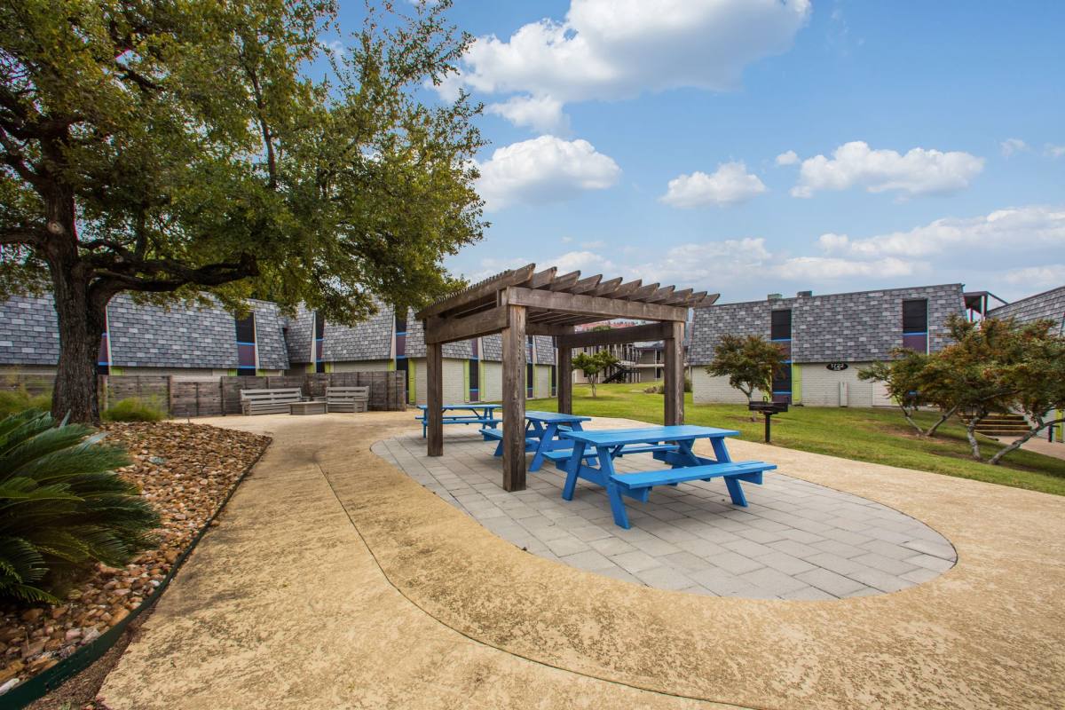 Apartment for rent at 1720 Woodward St, Austin, TX 78741