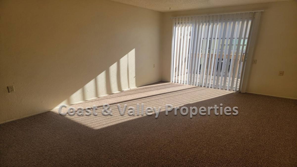 Apartment for rent at 1114 Parkside St, Salinas, CA 93906