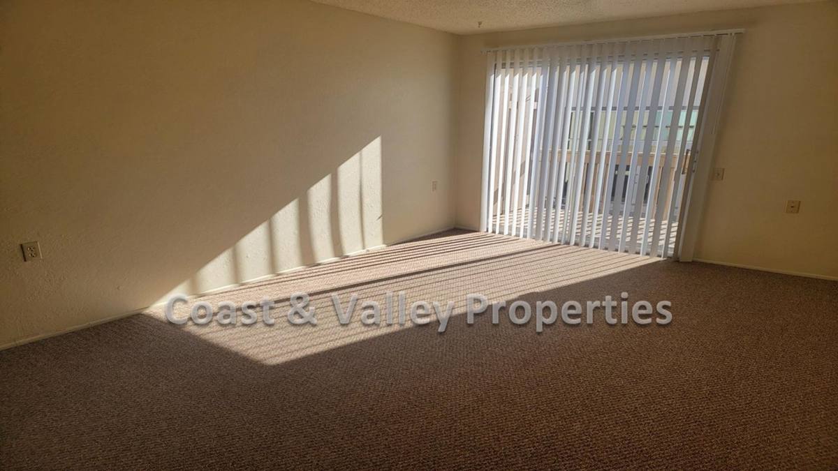Apartment for rent at 1114 Parkside St, Salinas, CA 93906