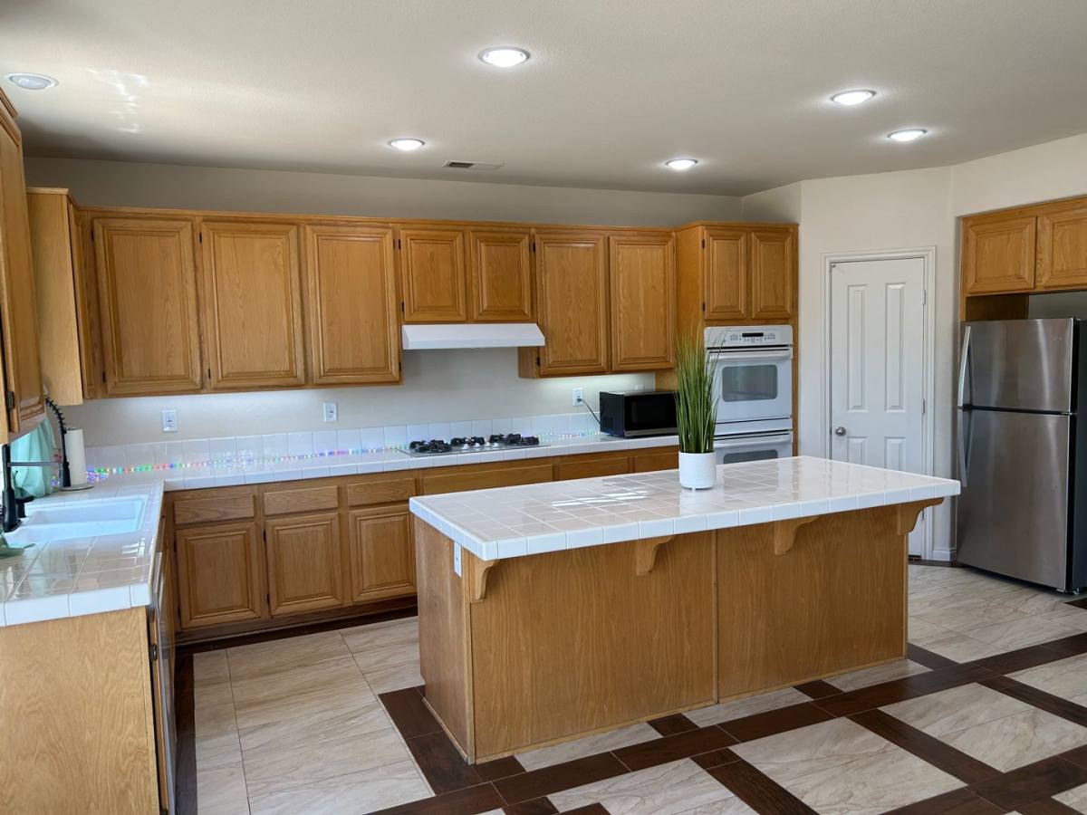 House for rent at 1651 Daybreak Place, Escondido, CA 92027
