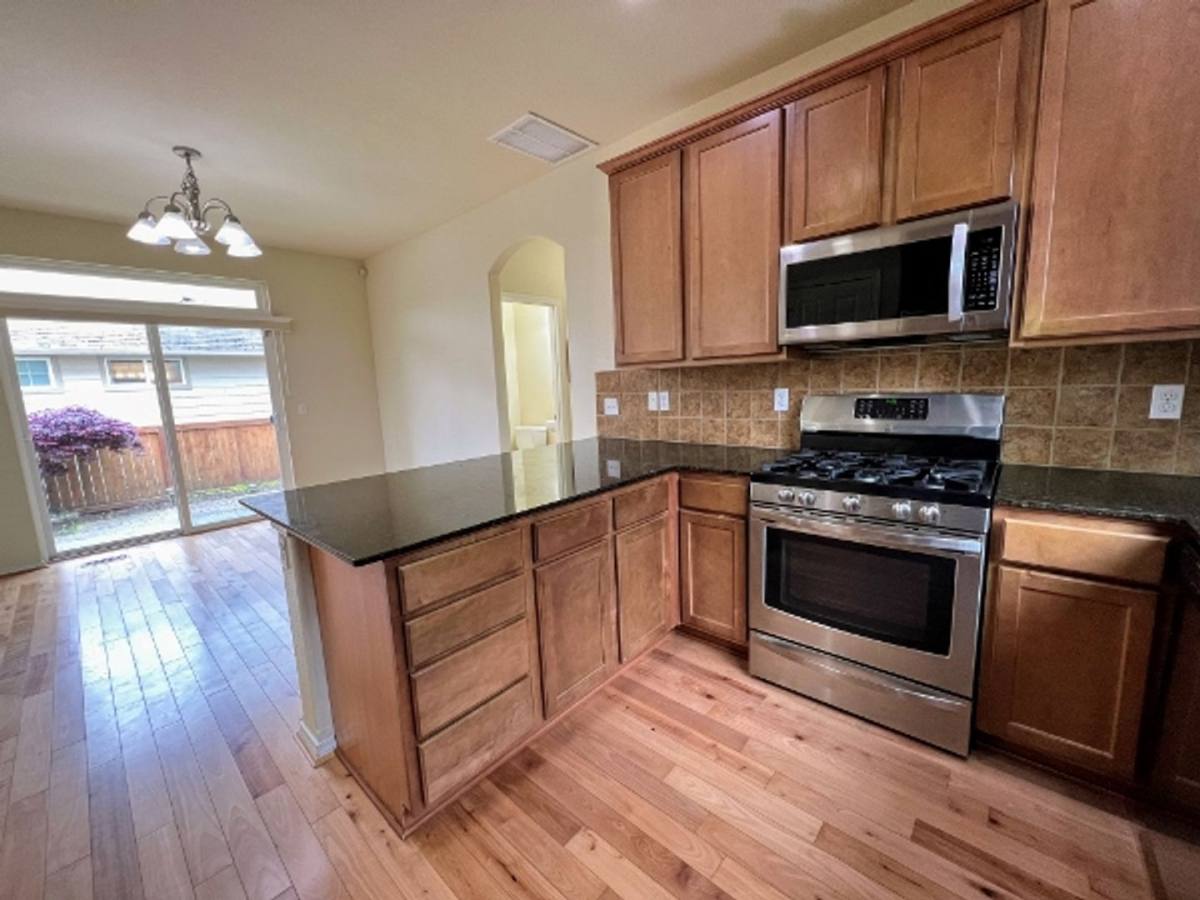 House for rent at 9212 Campus Glen Dr NE, Olympia, WA 98513