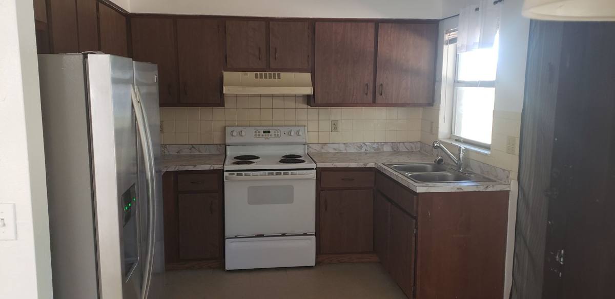 Apartment for rent at 1115 E Oak St, Apopka, FL 32703