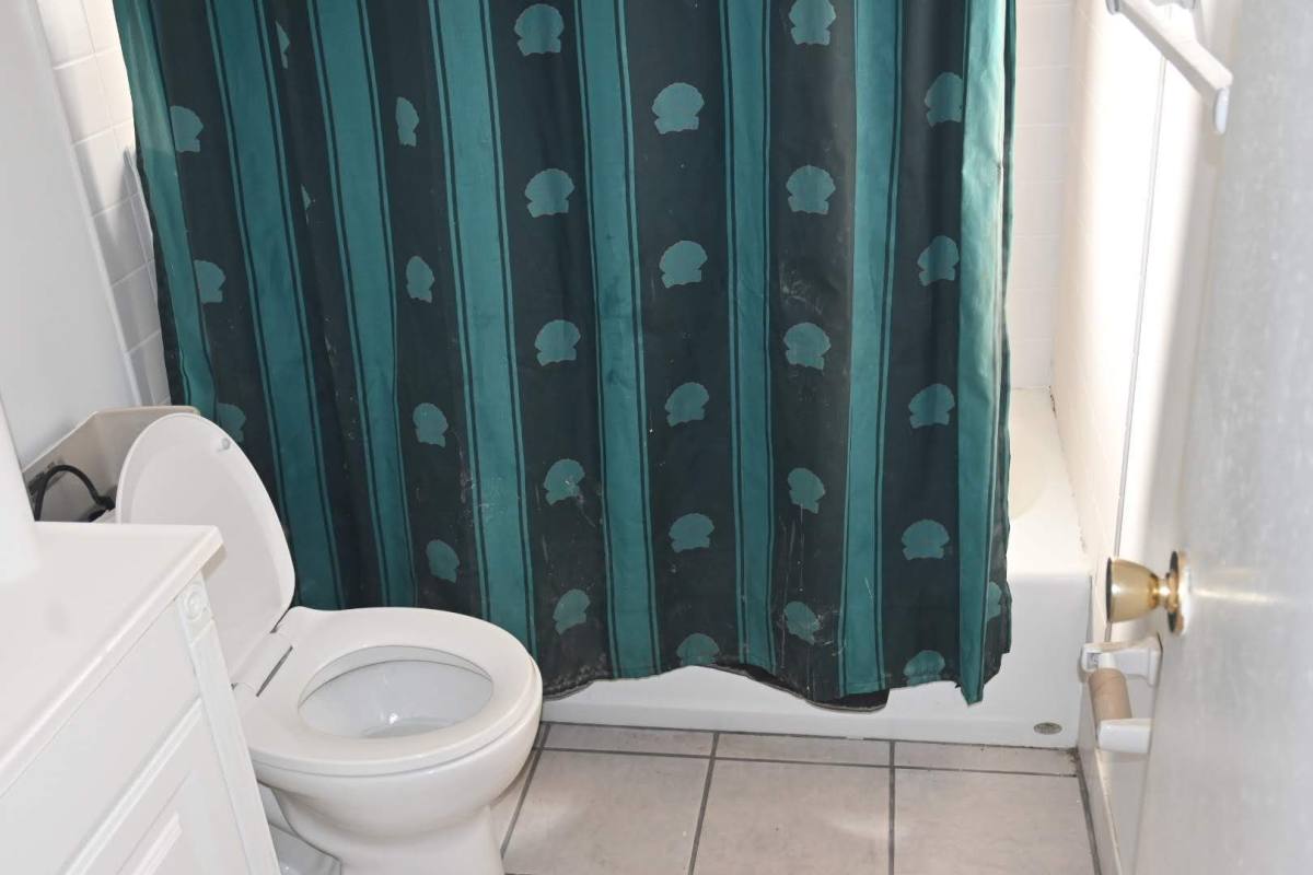 Apartment for rent at 1115 E Oak St, Apopka, FL 32703
