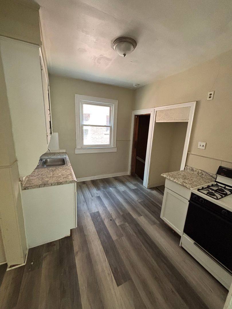 Apartment for rent at 2669 Glendale St, Detroit, MI 48238
