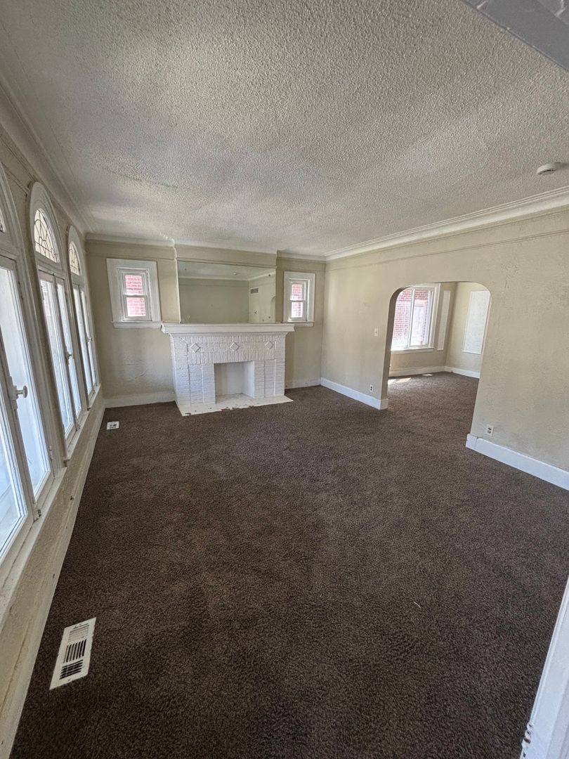 Apartment for rent at 2669 Glendale St, Detroit, MI 48238