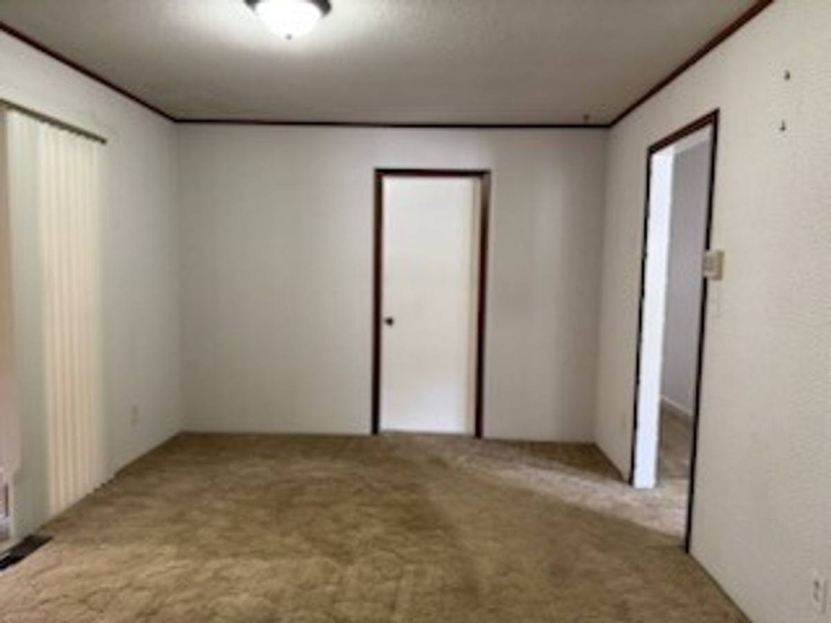 House for rent at 338 Summer Hill Rd, Fayetteville, NC 28303