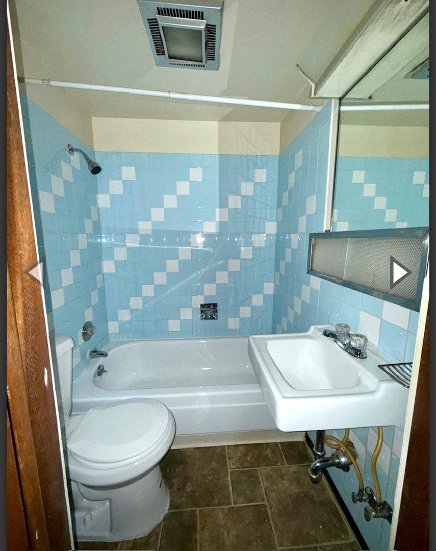 Apartment for rent at 425 S Washington, Spokane, WA 99205