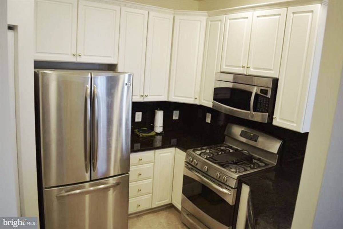 Condo for rent at 2310 14th St N, Arlington, VA 22201