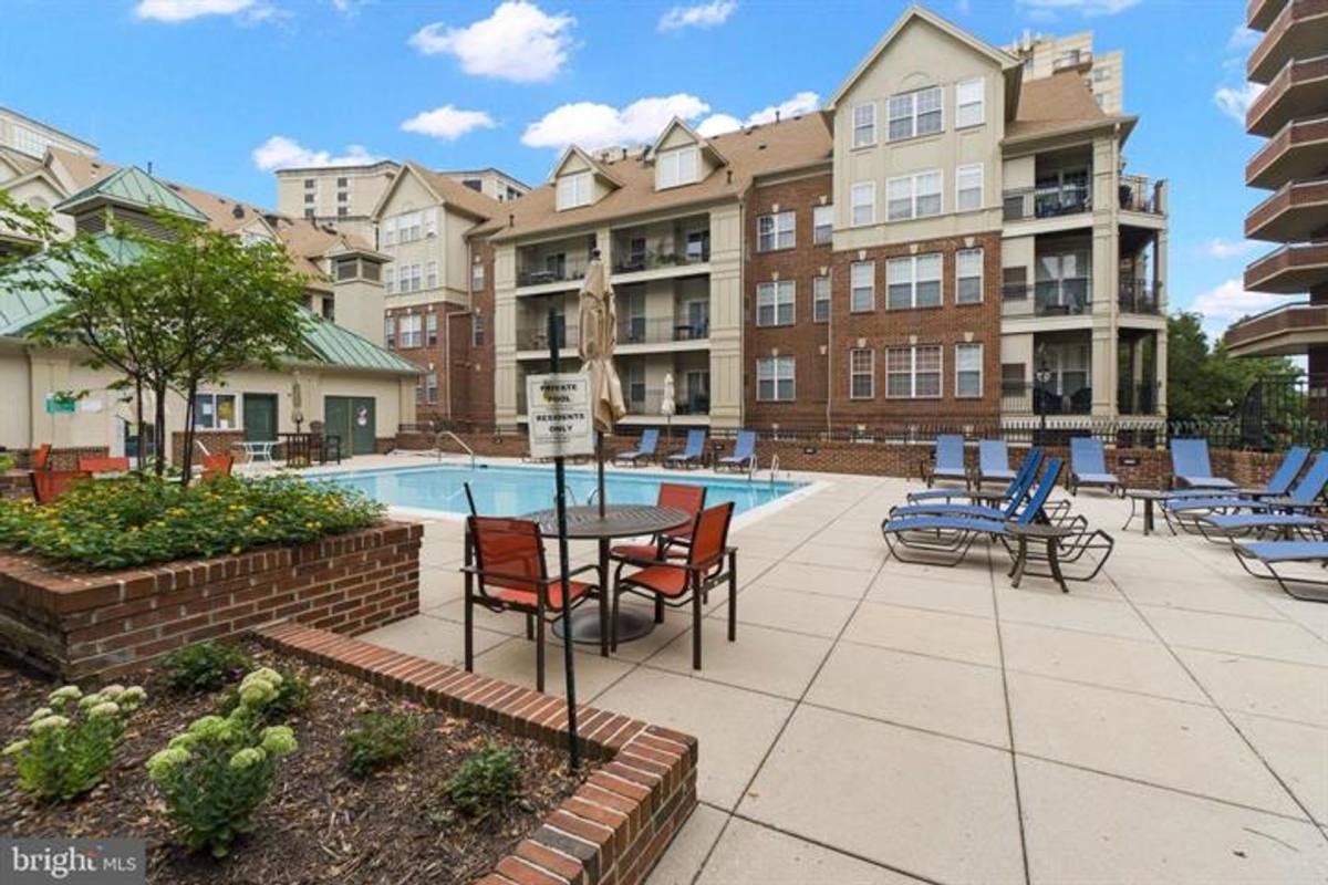 Condo for rent at 2310 14th St N, Arlington, VA 22201