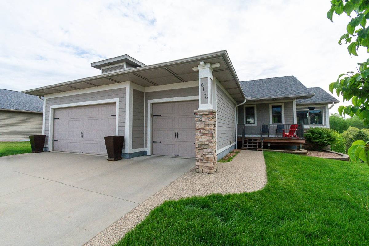 House for rent at 6116 39th Ave NW, Rochester, MN 55901