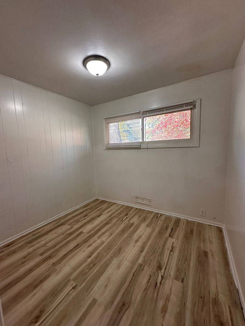 House for rent at 11021 Bristol Terrace, Kansas City, MO 64134