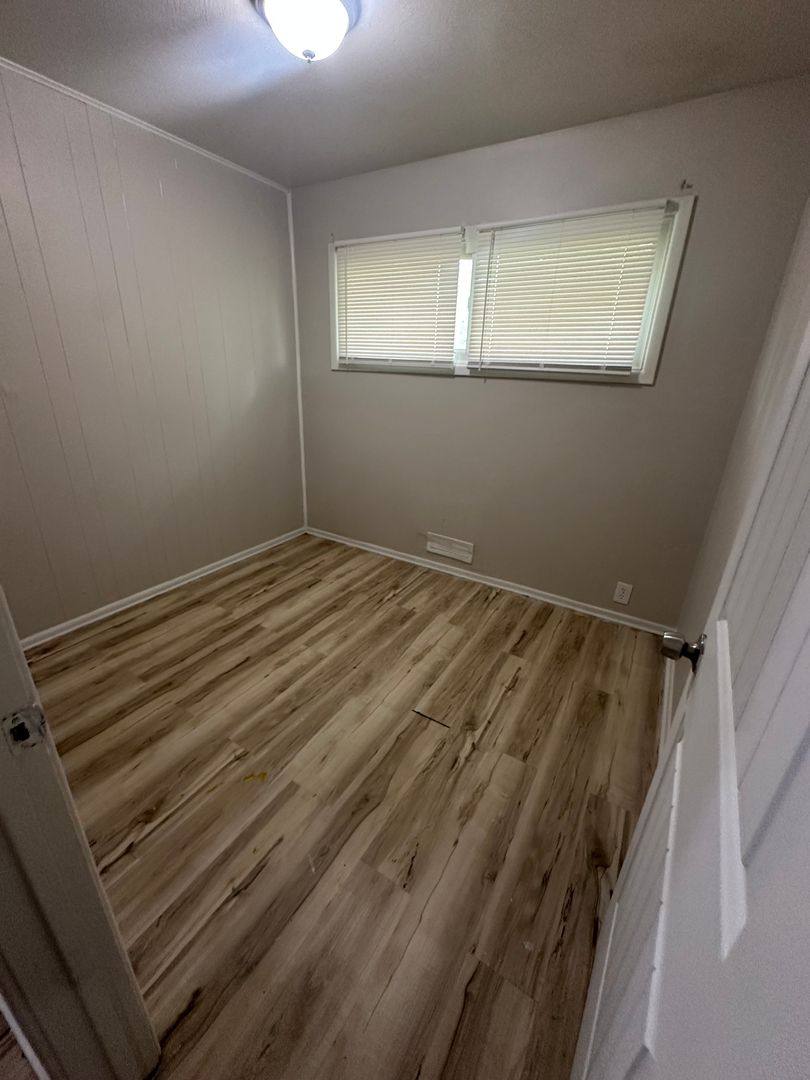 House for rent at 11021 Bristol Terrace, Kansas City, MO 64134