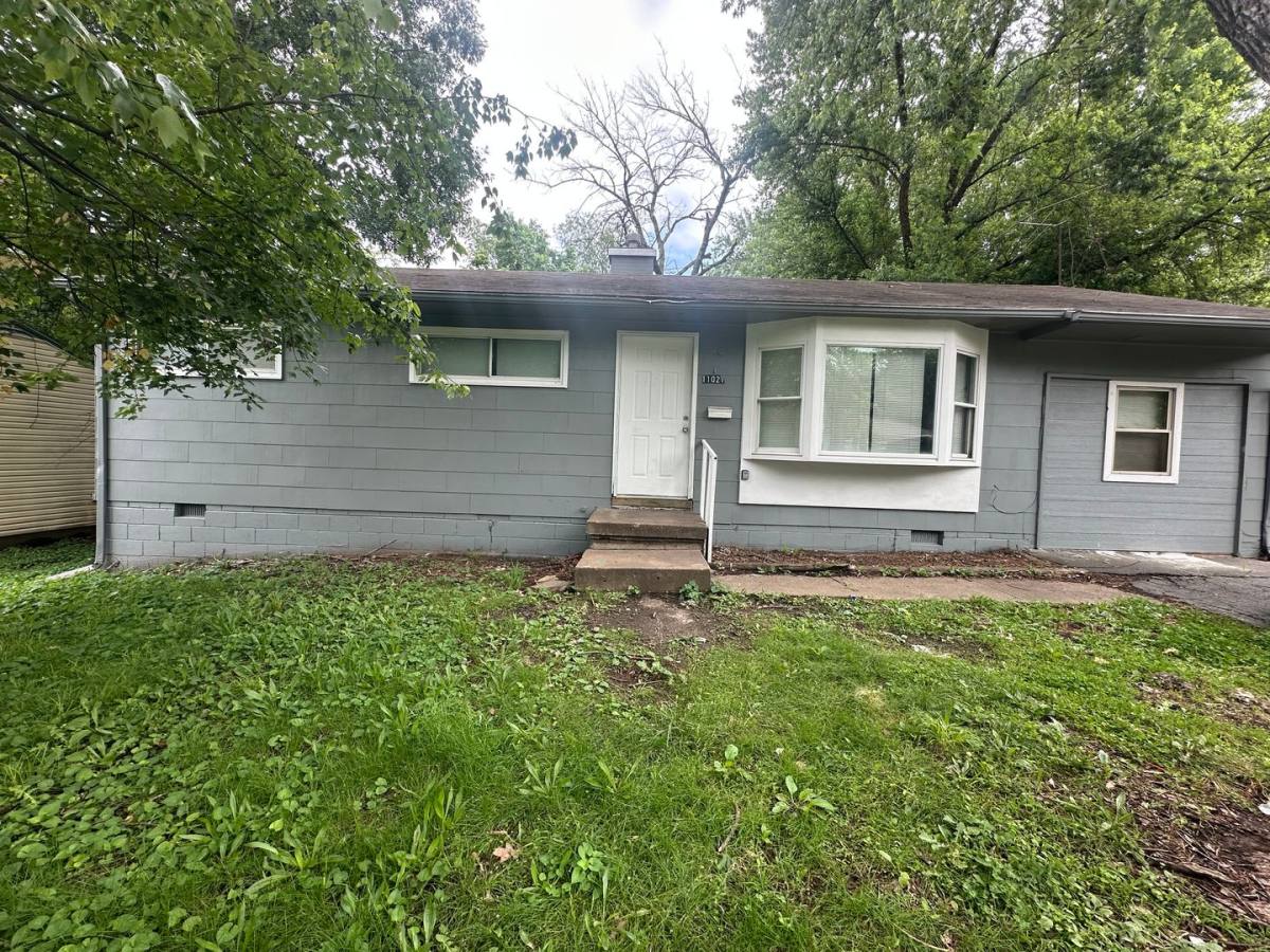 House for rent at 11021 Bristol Terrace, Kansas City, MO 64134