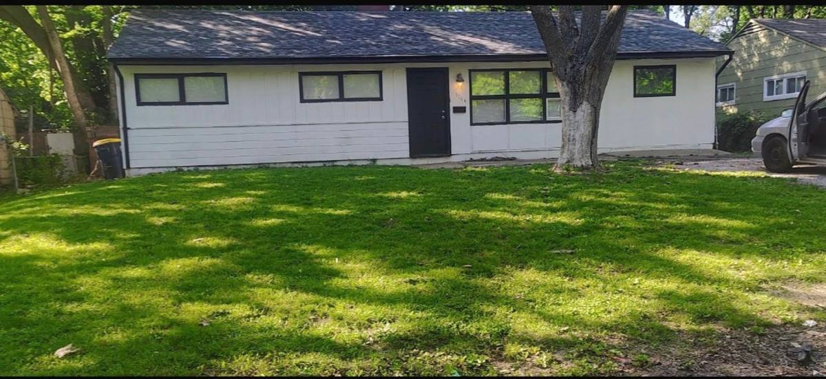 House for rent at 7114 E 112th St, Kansas City, MO 64134
