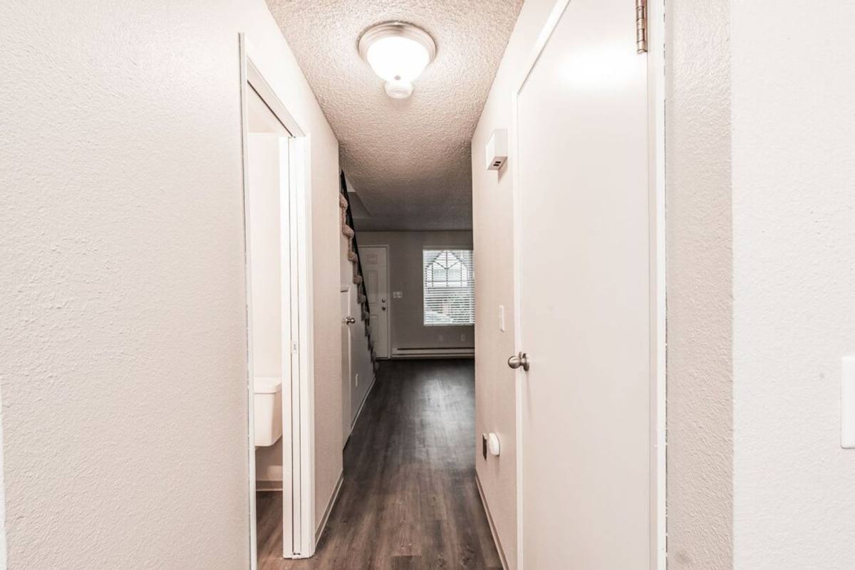 Townhouse for rent at 2707 - 2711 Mountain View Ave W, Tacoma, WA 98466