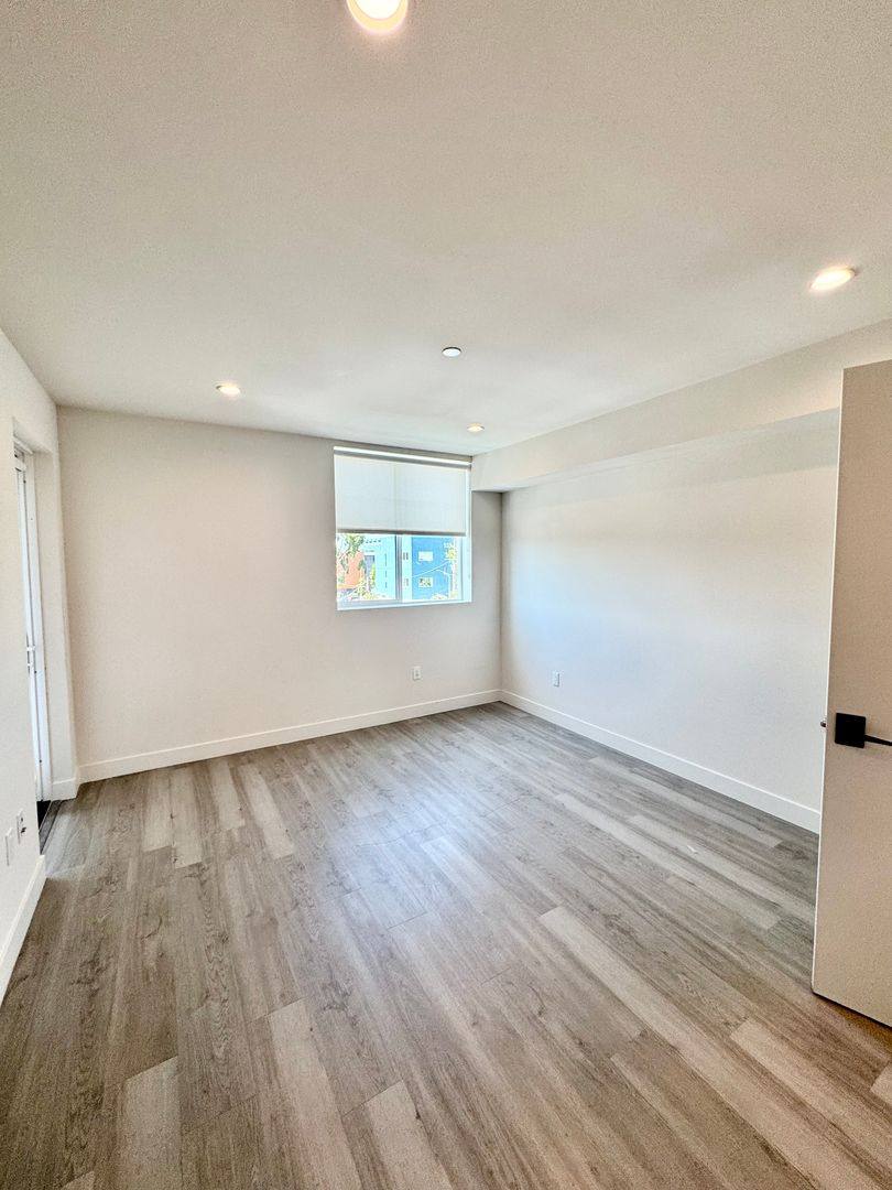 Apartment for rent at 132 Rosemont Ave, Los Angeles, CA 90026